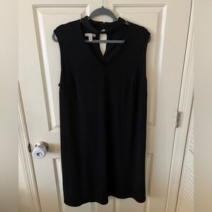 Dressbarn Black Sheath V-Neck Midi Dress